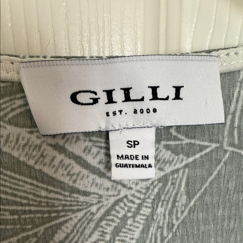Gilli Leaf Pattern Jumpsuit - Picture 2 of 4